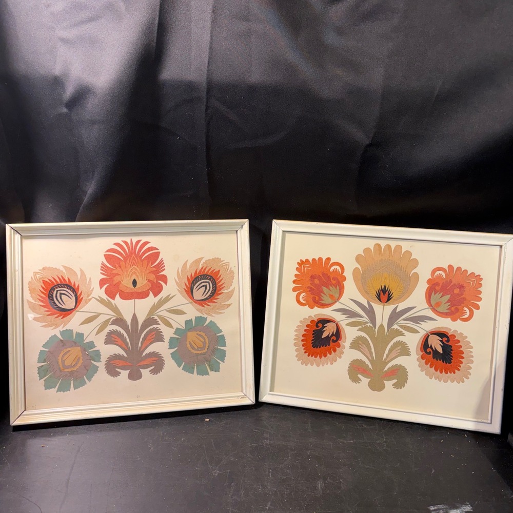 Vintage Polish Wycinanki Folk Art Hand Cut Layered Paper Floral Art Set of 2